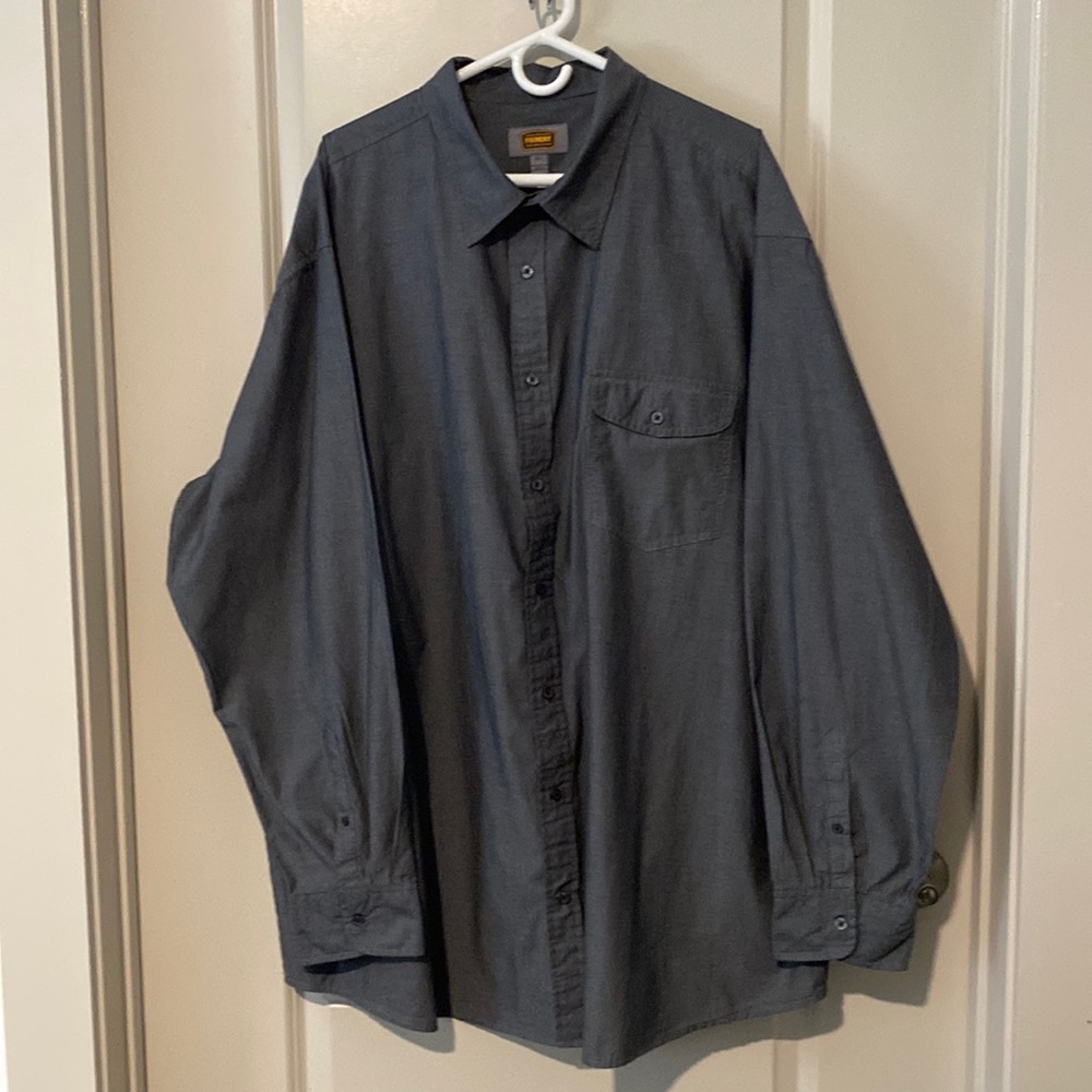 The Foundry Supply CO Mens 3XLT Long sleeve Dress Shirt.